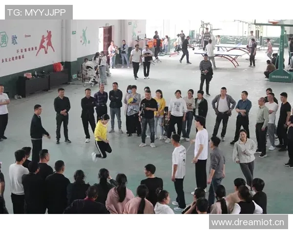 竞技体育的核心目标：提升竞技水平与全民健身意识的双重推动